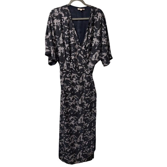 Elegant Black and Gray Maxi Dress - Picture 3 of 13